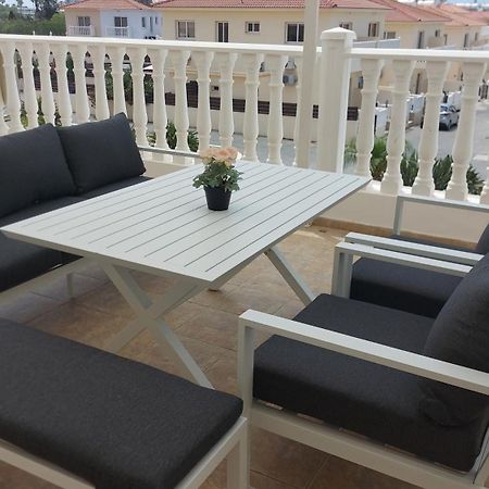 Nissi Golden Sands Sea View 2 Bedroom Apartment Ayia Napa Bagian luar foto