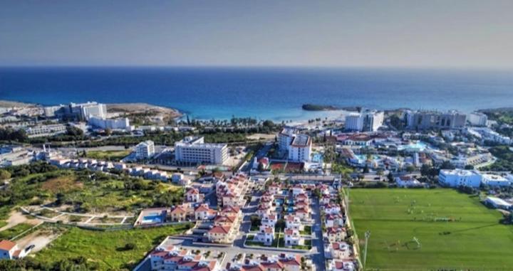Nissi Golden Sands Sea View 2 Bedroom Apartment Ayia Napa Bagian luar foto